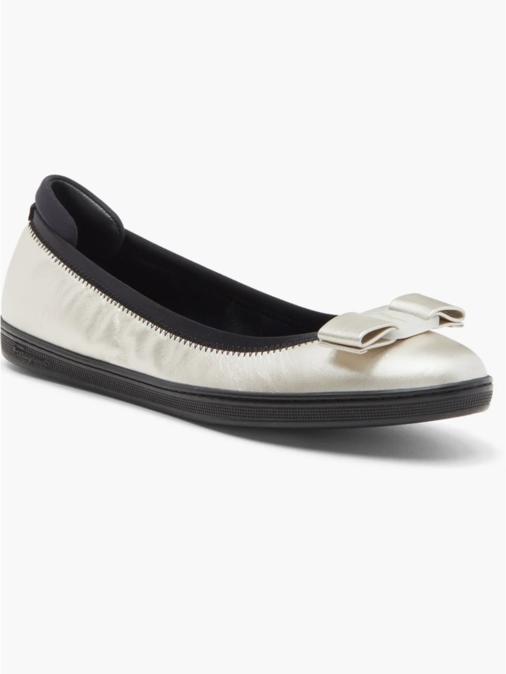 Salvatore Ferragamo Savina Leather Flat